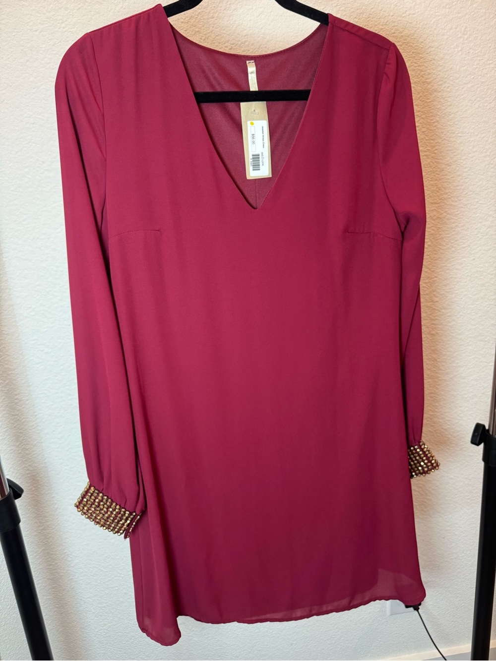 Boutique Burgundy Jeweled Cuff Shift Dress Medium NWT Long Sleeve